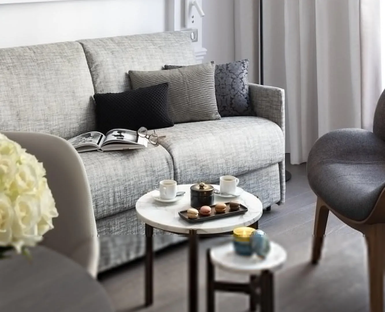 La Clef Champs-Elysees Paris By The Crest Collection Hotel