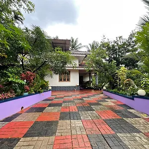 Gloria Homes - Near Banasurasagar Dam , Mananthavady Hindistan