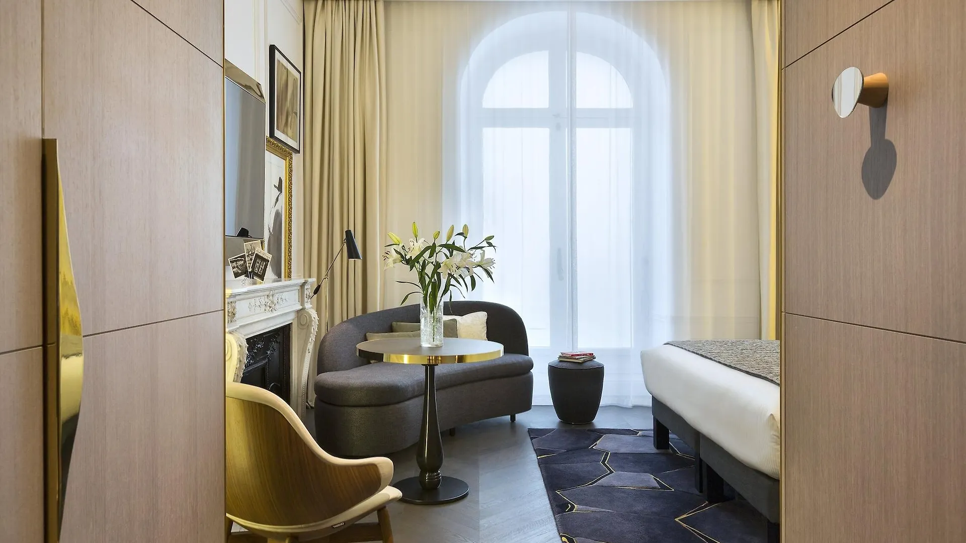***** Hotell La Clef Champs-Elysees Paris By The Crest Collection Frankrike