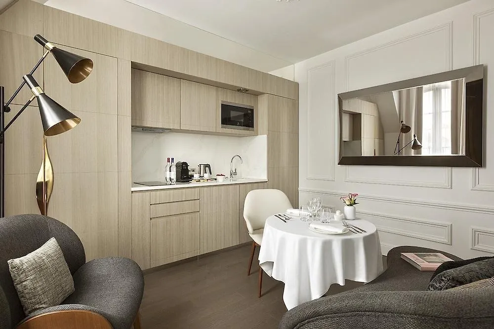 La Clef Champs-Elysees Paris By The Crest Collection Hotell