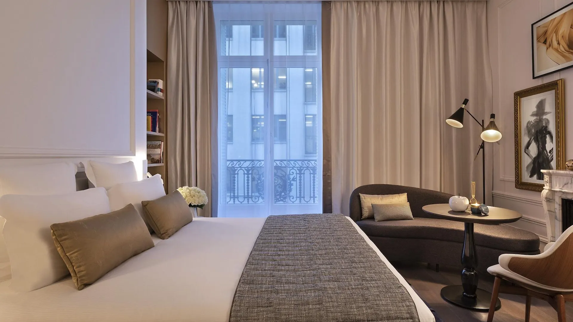 La Clef Champs-Elysees Paris By The Crest Collection