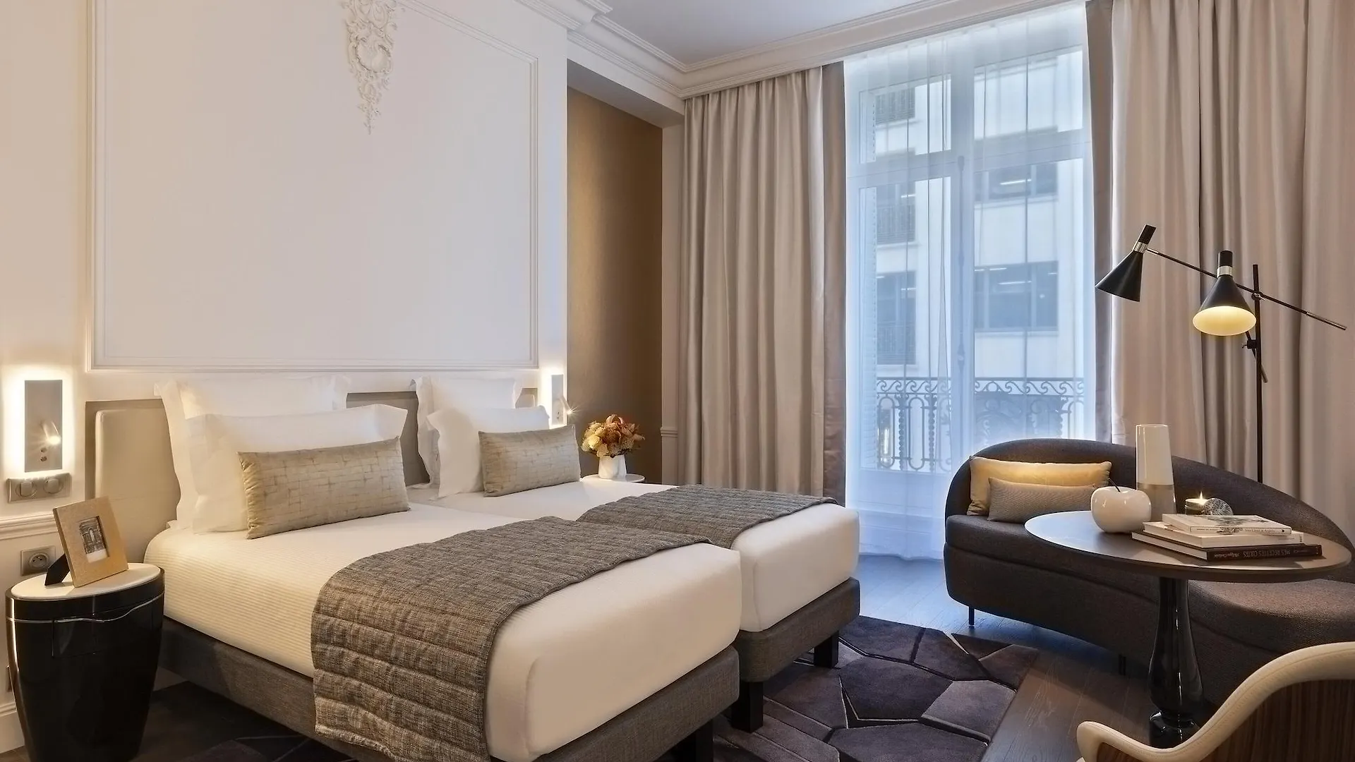 Hotell La Clef Champs-Elysees Paris By The Crest Collection