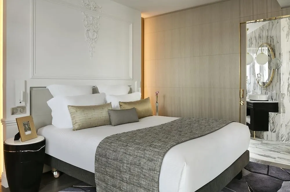 La Clef Champs-Elysees Paris By The Crest Collection Hotell