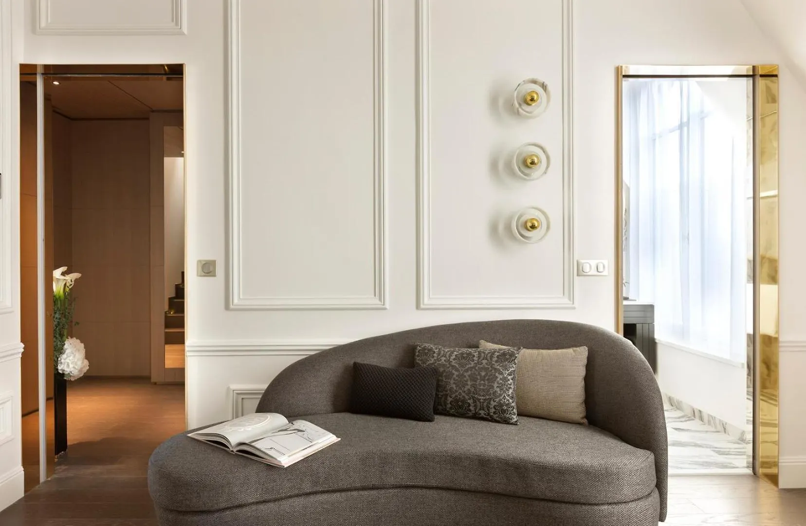 Hotell La Clef Champs-Elysees Paris By The Crest Collection