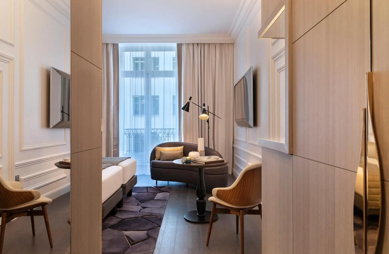 La Clef Champs-Elysees Paris By The Crest Collection Hotell